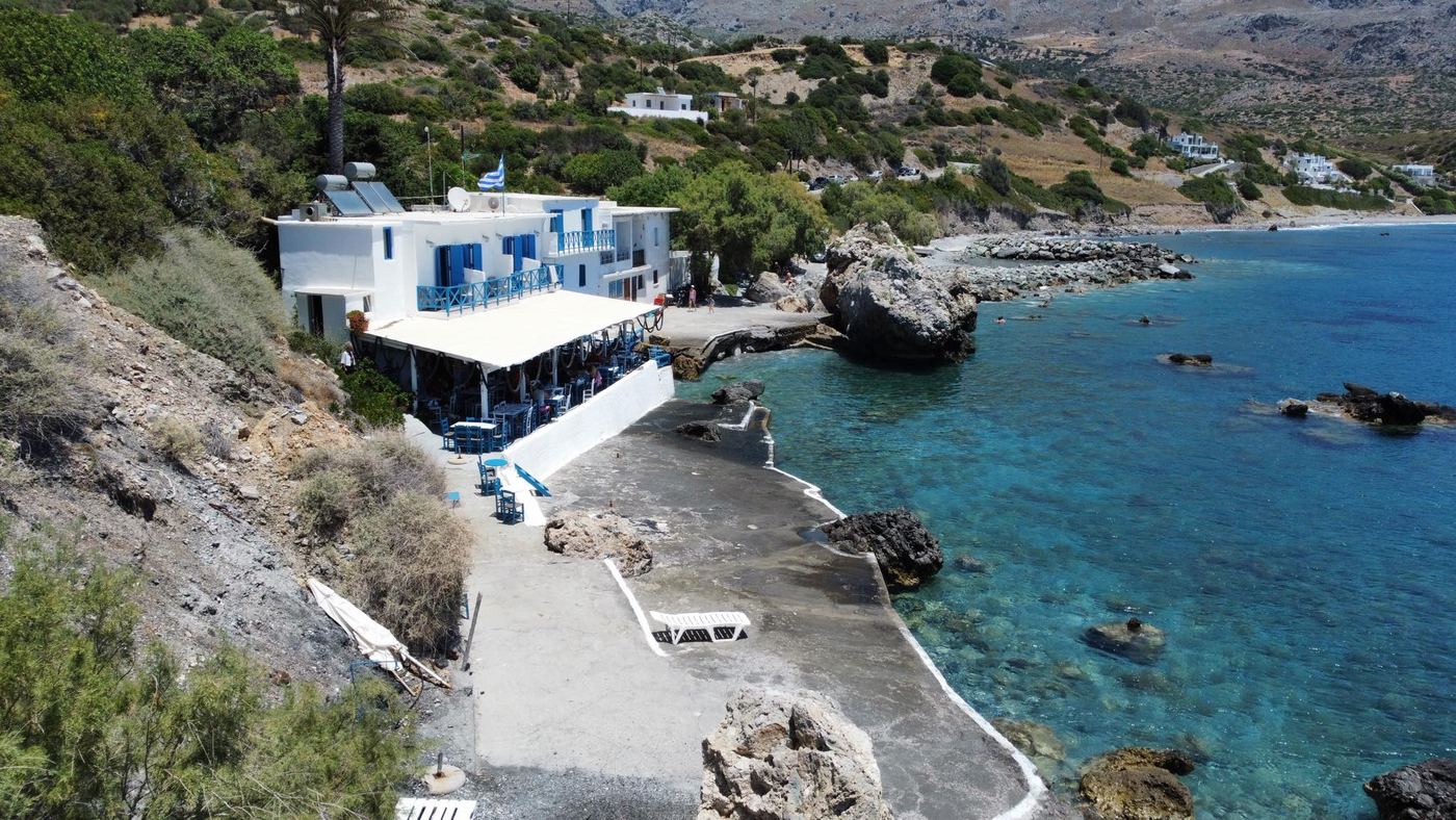 Agia Fotini beach
