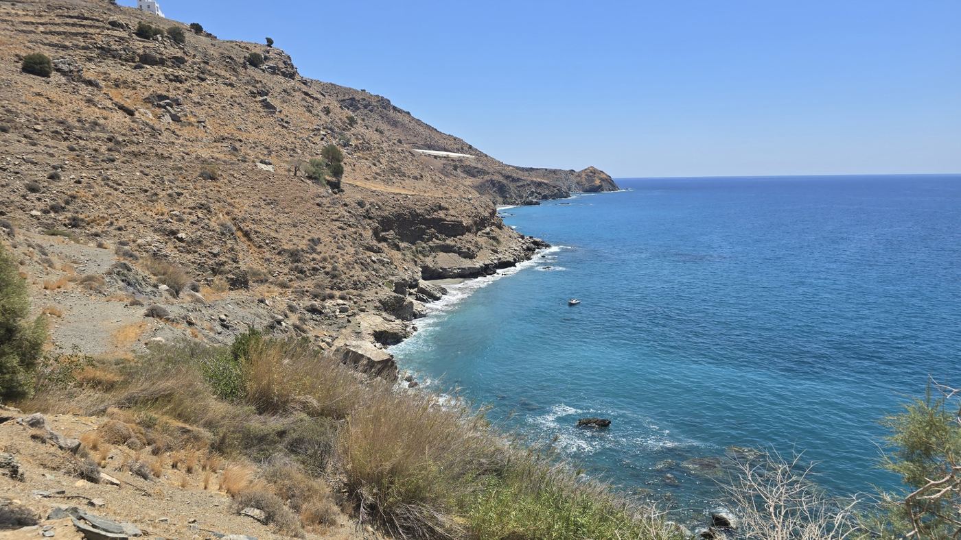 Alatsoharakas beach