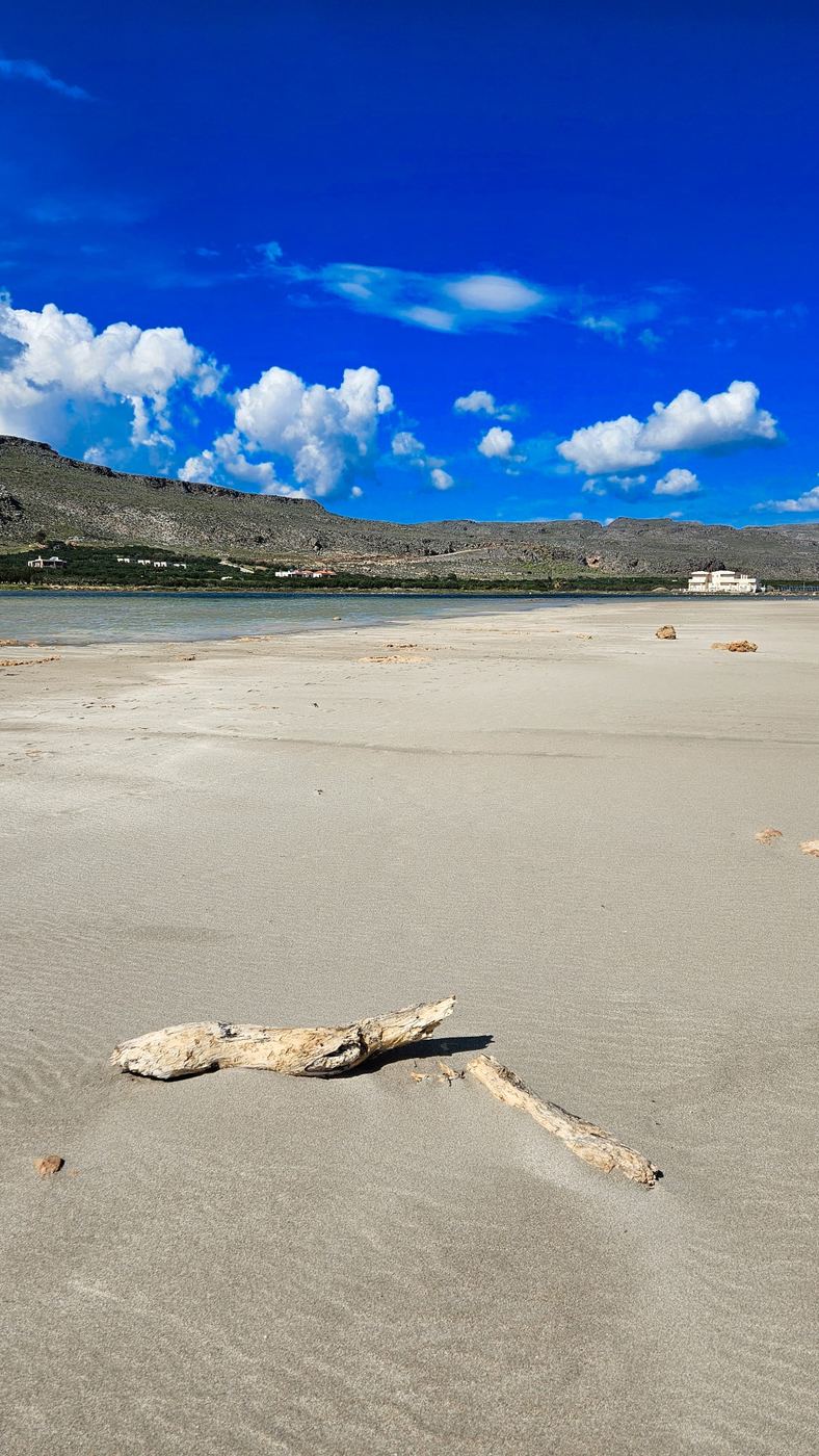 Alatsolimni beach